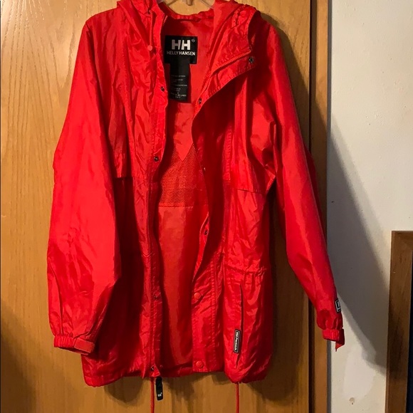 Helly Hansen Jackets & Blazers - Helly Hanson raincoat Helly Hansen Jackets & Blazers - Helly Hanson raincoat